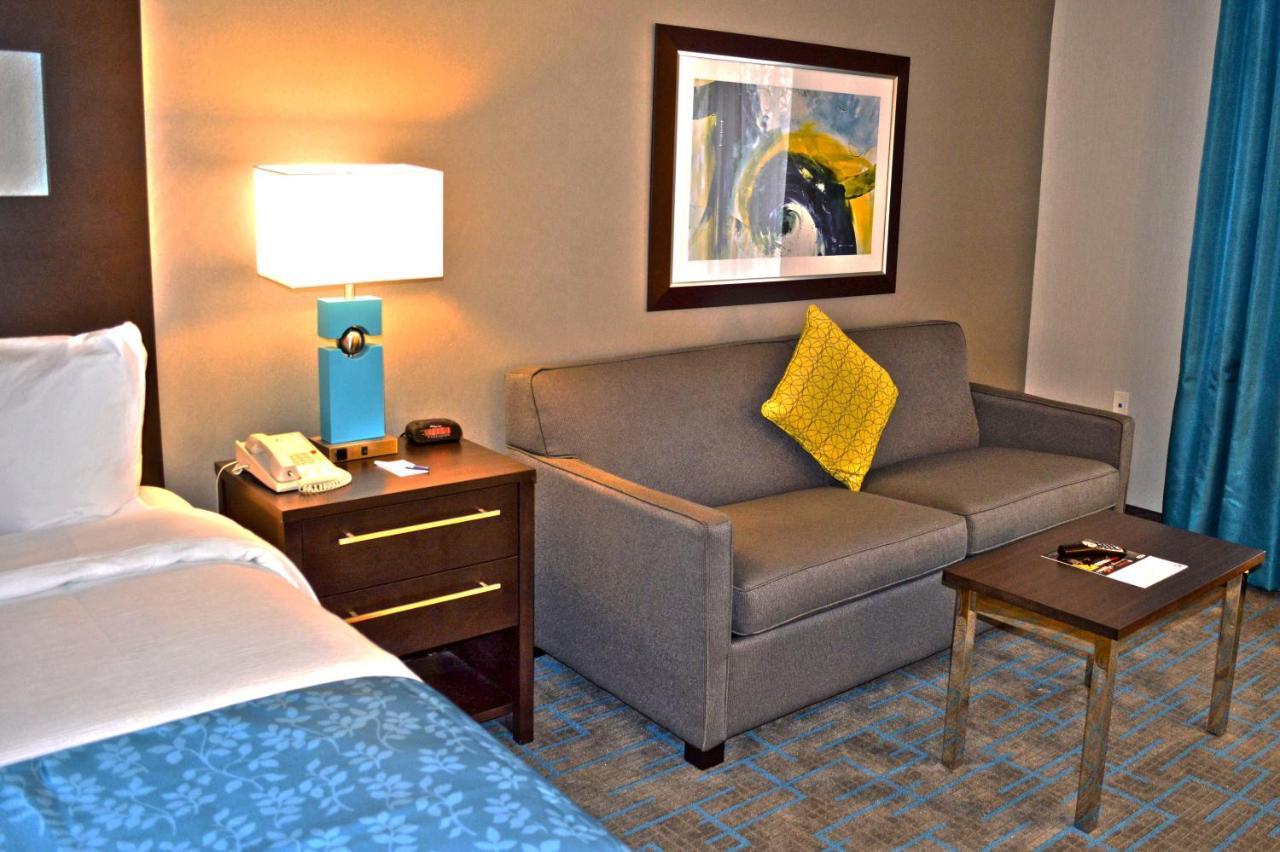 Holiday Inn & Suites Syracuse Airport - Liverpool By Ihg Exterior foto